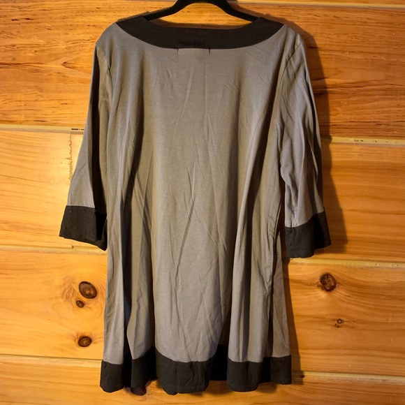 Daniel Benjamin Tunic - Picture 3 of 3